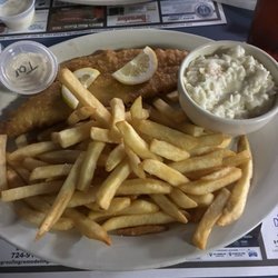 Kimmie's Kitchen - Fried fish, Cole slaw, fries, raspberry iced tea.