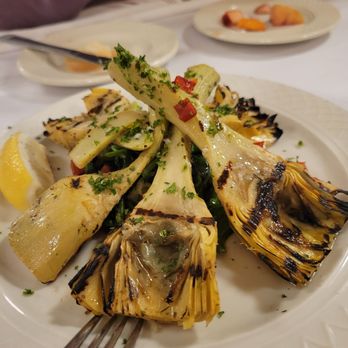 Emilio's Tapas - Grilled artichoke - Spanish Near Me - Hillside, Illinois Emilio's Tapas - Grilled artichoke - Spanish Near Me - Hillside, Illinois