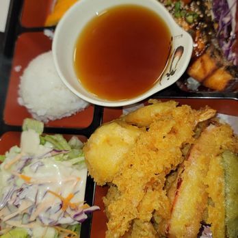 Kansai Hayward - Lunch bento..2 item- mix tempura and salmon - Sushi Bars Near Me - Hayward, California Kansai Hayward - Lunch bento..2 item- mix tempura and salmon - Sushi Bars Near Me - Hayward, California