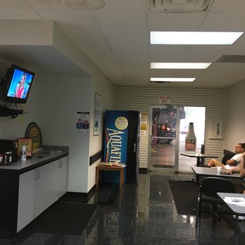 Tires Plus - Lobby is cold - Tires Near Me - Davie, Florida