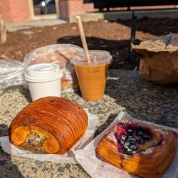 Misty Pines Cafe & Bakery