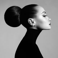 Body Glow Wax - There's no reason to have hair on your face or body. Body Glow Wax will ensure you leave our studio with no hairs left behind.