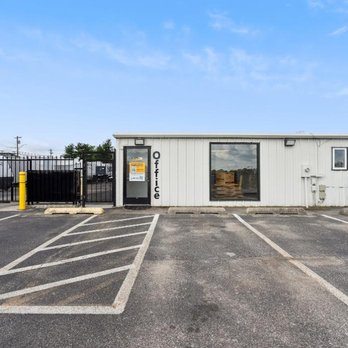 StorageMart - Self Storage Near Me - Middle River, Maryland StorageMart - Self Storage Near Me - Middle River, Maryland