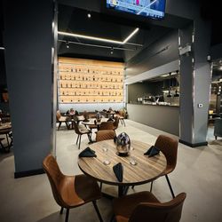 Dining room & open kitchen