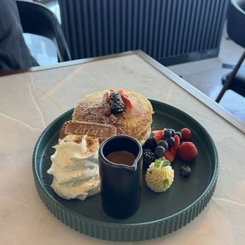 Glass Kitchen - Biscoff pancakes - Breakfast & Brunch Near Me - Markham, Ontario