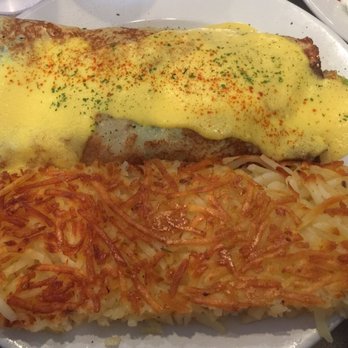 Le Andos Cafe - Florentine crepe with hash browns - Salad Near Me - Macomb, Michigan