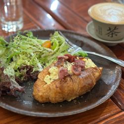 笑林寺 - Crecent breakfast
