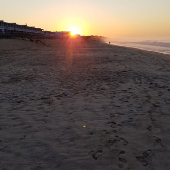 Ocean Surf Resort - Beautiful sun rise at Ocean Surf Resort. - Resorts Near Me - Montauk, New York