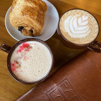 Parlor Public House - Gingerbread naan, chocolate croissant - Coffee & Tea Near Me - Indianapolis, Indiana Parlor Public House - Gingerbread naan, chocolate croissant - Coffee & Tea Near Me - Indianapolis, Indiana