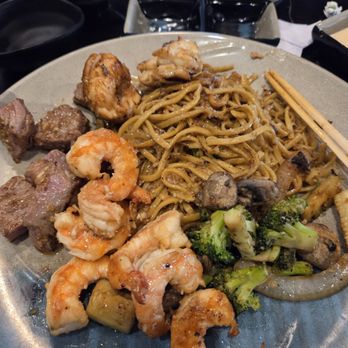 Fuji Sushi & Teppanyaki - Surf and turf - Sushi Bars Near Me - Aiea, Hawaii