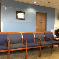Ohio Gastroenterology Group - Spacious waiting room for procedures. Nearly empty at 11:00 am. Surprising.