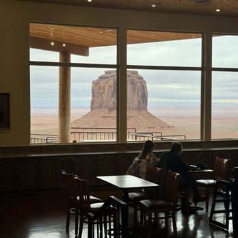 The View Restaurant - American Near Me - Monument Valley, Utah