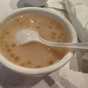 Won Kok Restaurant - Tapioca and taro pudding - Chinese Near Me - San Francisco, California Won Kok Restaurant - Tapioca and taro pudding - Chinese Near Me - San Francisco, California