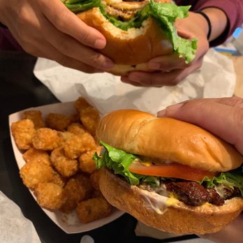 Ofie's Kitchen - Cheeseburgers w/ grilled onions and tator tots - Food Trucks Near Me - Concord, California