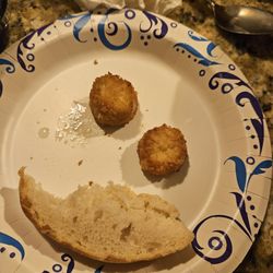 Sam Kendall's - Mini Crab Cakes - these were ok but probably taste better when dining in