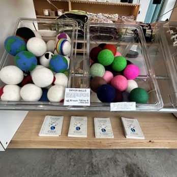 Mama & Hapa's Zero Waste Shop - Laundry balls - Cosmetics & Beauty Supply Near Me - Portland, Oregon