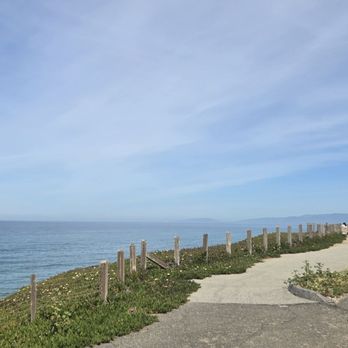 San Francisco RV Resort - RV Parks Near Me - Pacifica, California San Francisco RV Resort - RV Parks Near Me - Pacifica, California