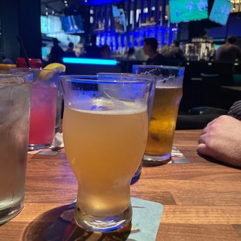 Yard House - Great restaurant/bar with lots of beer options - New American Near Me - Seattle, Washington Yard House - Great restaurant/bar with lots of beer options - New American Near Me - Seattle, Washington