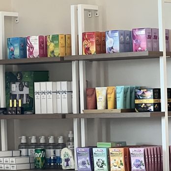 Amethyst Nail Lounge - Lots of product - Nail Salons Near Me - Roseville, California