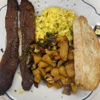 Sweet Maple - Farm Fresh Eggs Plate - Breakfast & Brunch Near Me - Cupertino, California Sweet Maple - Farm Fresh Eggs Plate - Breakfast & Brunch Near Me - Cupertino, California