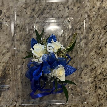 Jasmine's Flowers - this is the corsage - Florists Near Me - Montebello, California Jasmine's Flowers - this is the corsage - Florists Near Me - Montebello, California