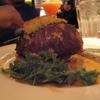 Wildfire - Blue Cheese Crusted Filet - American Near Me - Schaumburg, Illinois