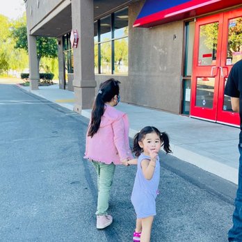 Chuck E. Cheese - Pizza Near Me - Murrieta, California
