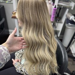 Teenies Beauty Salon