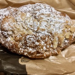 Ô Délices d'Amandine - Almond Croissant (€1.85)