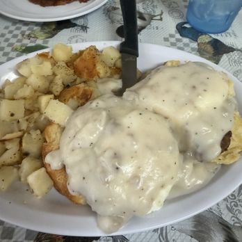 The Biscuit Barn - Country Eggs Benedict - Breakfast & Brunch Near Me - Crystal River, Florida