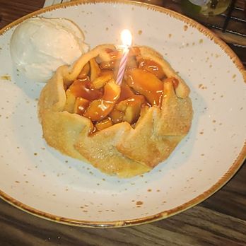 Lazy Dog Restaurant & Bar - Breakfast & Brunch Near Me - Northbrook, Illinois