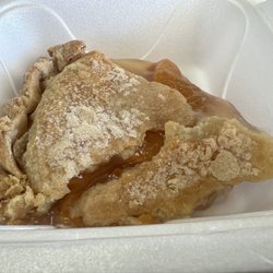 K-18 Cafe - Homemade peach pie