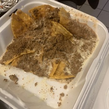 Los 3 Mariachis - We went and picked up what we ordered and this is what we got when we opened the box of nachos. Looks pathetic. - Mexican Near Me - Folkston, Georgia Los 3 Mariachis - We went and picked up what we ordered and this is what we got when we opened the box of nachos. Looks pathetic. - Mexican Near Me - Folkston, Georgia