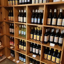 Storrs Winery & Vineyards
