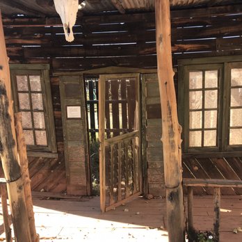 Little Hollywood Museum - Museums Near Me - Kanab, Utah