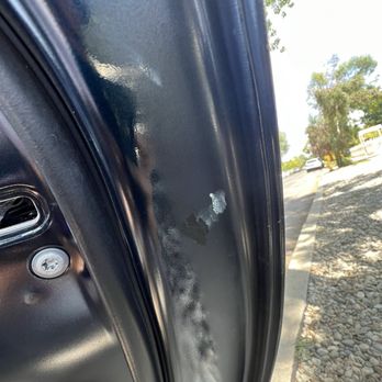 Caliber Collision - Over spray from not being masked off - Body Shops Near Me - Winnetka, California