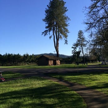 Singleton Park - Parks Near Me - Roseburg, Oregon Singleton Park - Parks Near Me - Roseburg, Oregon