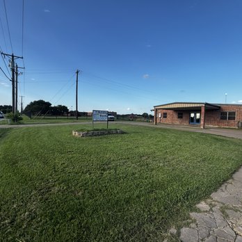 Topographical Lawn Care - Lawn Services Near Me - Athens, Texas Topographical Lawn Care - Lawn Services Near Me - Athens, Texas