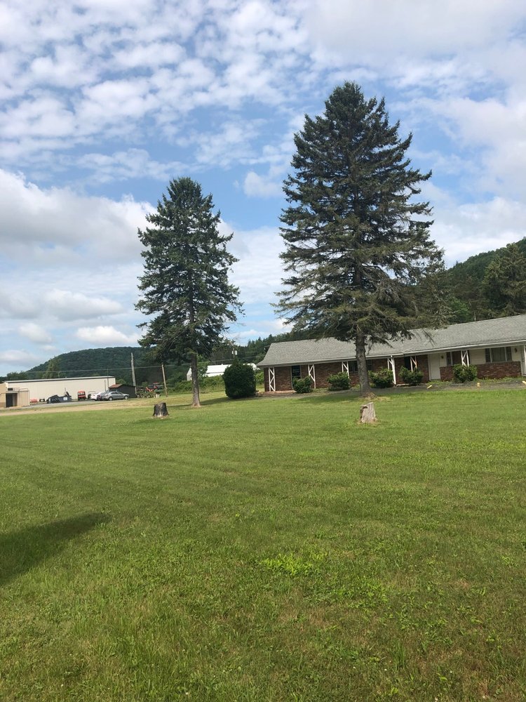 EDGEWOOD COURT MOTEL Updated August 2024 28610 Route 6, Youngsville, Pennsylvania Hotels