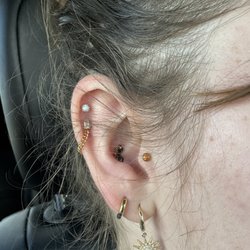 Whatever Piercing - My new tragus earring & chain :)
