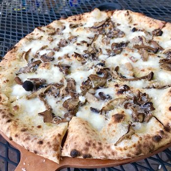 GoreMade Pizza - Mushroom truffle oil pie. - Pizza Near Me - Columbus, Ohio GoreMade Pizza - Mushroom truffle oil pie. - Pizza Near Me - Columbus, Ohio