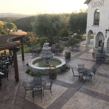 Croad Vineyards - Wineries Near Me - Paso Robles, California