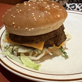 Bob’s Big Boy - American Near Me - Burbank, California