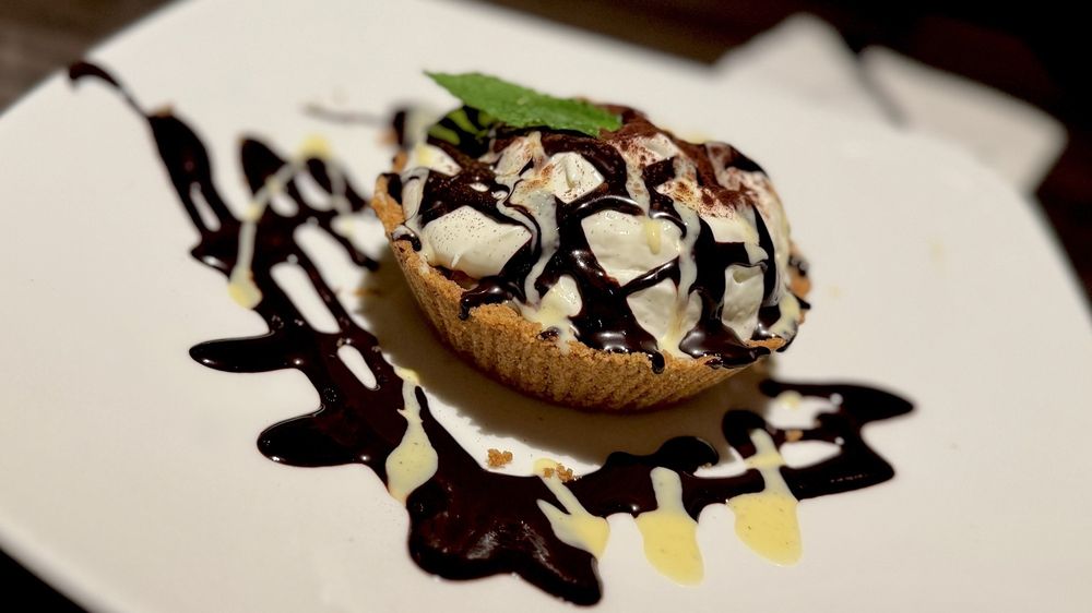 Cooper’s Hawk Winery & Restaurant