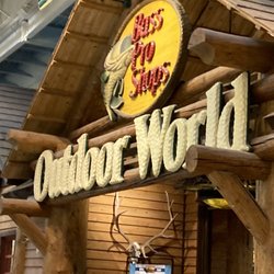 Bass Pro Shops