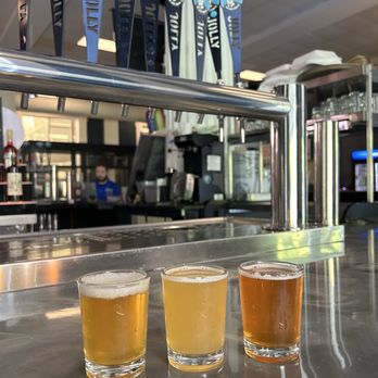 The Jolly Scholar - New American Near Me - Cleveland, Ohio
