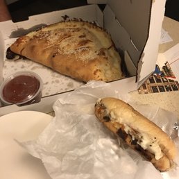 Calzone & 6" (mini)sub Calzone & 6" (mini)sub