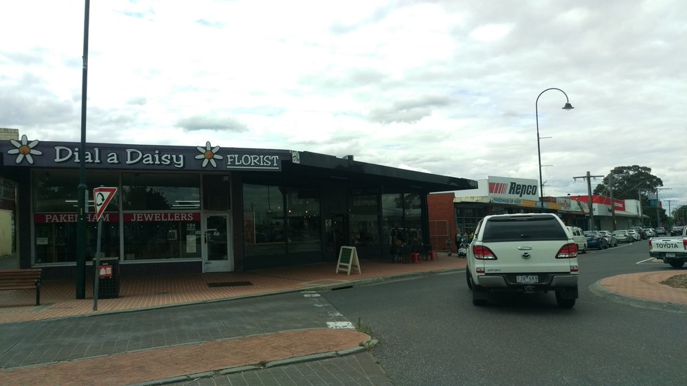 THE CORNERSTORE 2 Station St, Pakenham Victoria, Australia Cafes