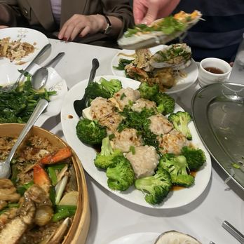 Golden Bull Restaurant - Broccoli and shrimp - Seafood Near Me - Chicago, Illinois