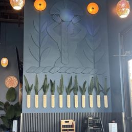Love the decor